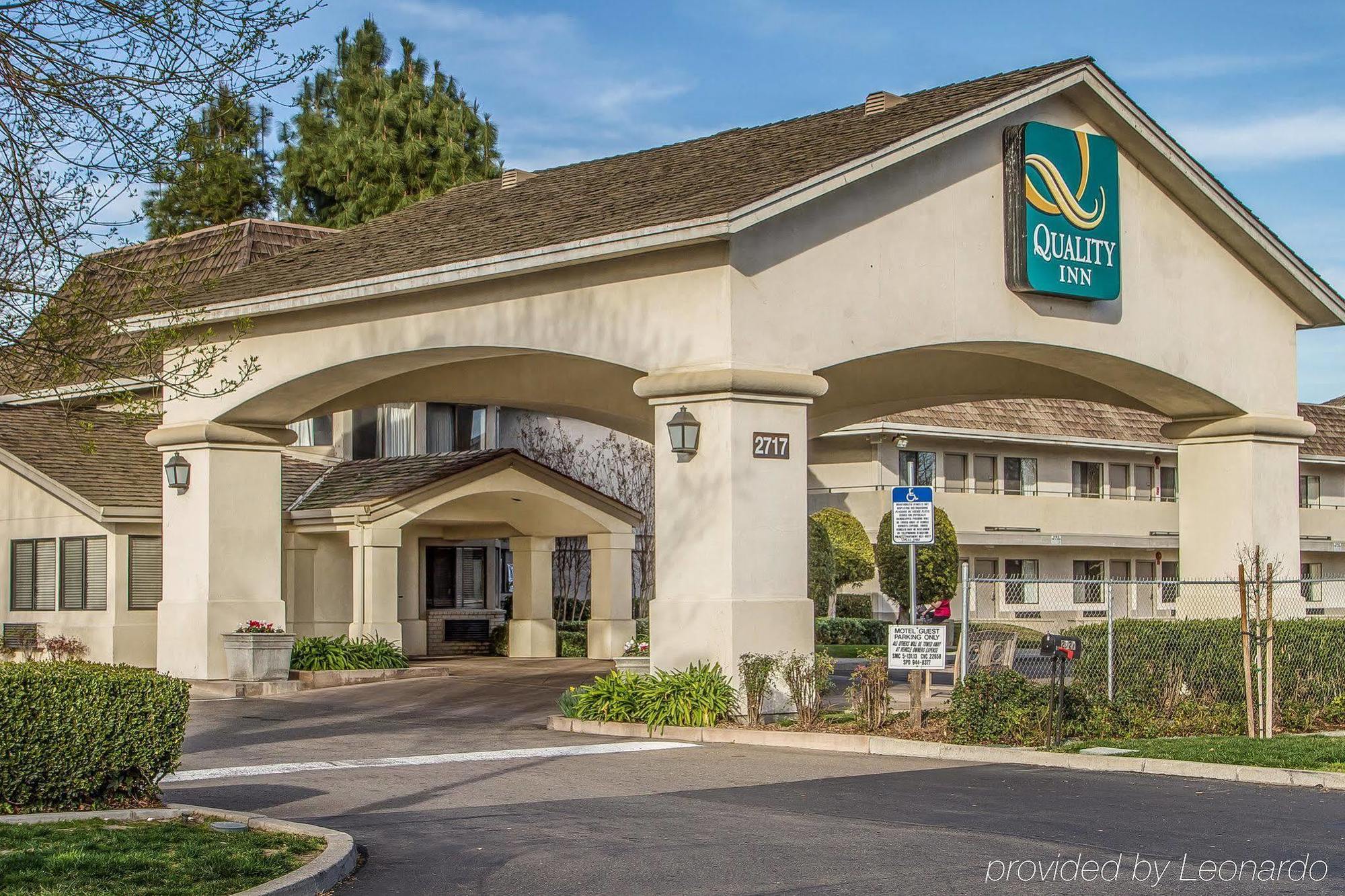 Quality Inn סטוקטון מראה חיצוני תמונה