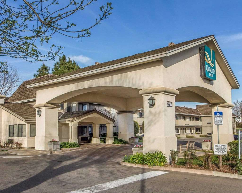 Quality Inn סטוקטון מראה חיצוני תמונה
