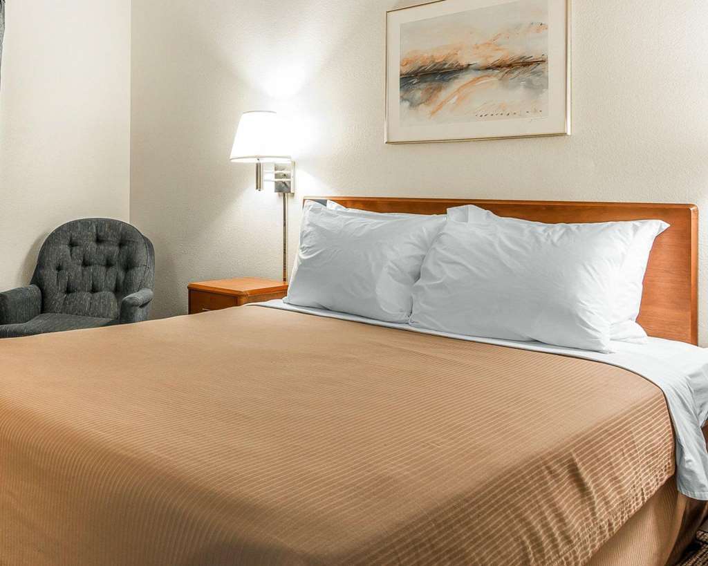 Quality Inn סטוקטון חדר תמונה